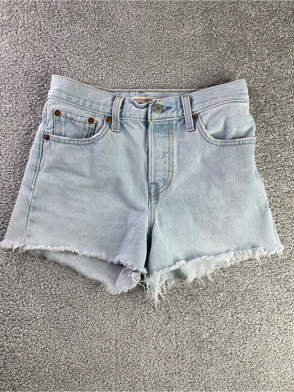 Levi’s Wedgie Shorts Women’s 25 High Rise Button Fly Light Wash Denim Cutoff